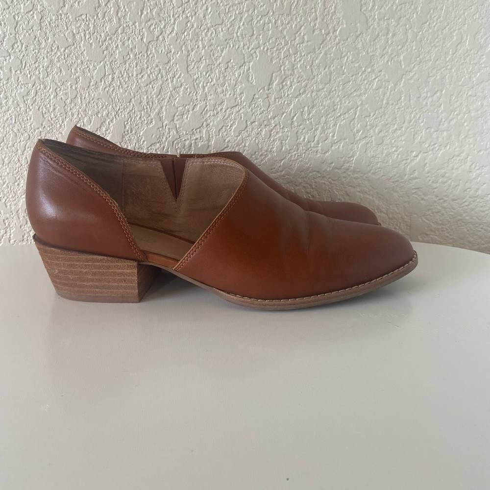 Madewell Lucy Asymmetrical in Leather English Saddle - Picture 4 of 8